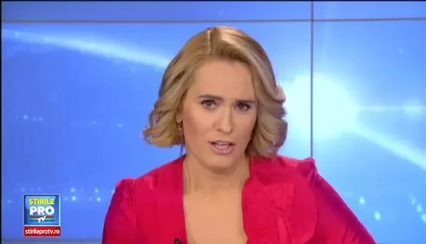 Cum arata cel mai dorit telefon din Romania. In ultimul an, a fost furat de doua ori de catre mai multe tinere baute bine