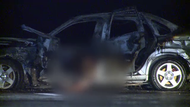 Accident cumplit pe A3. Doua persoane au murit dupa ce masina lor s-a izbit de parapeti si a luat foc, din cauze necunoscute