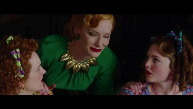 Berlinala 2015. "Cenusareasa", o ecranizare grandioasa a basmului, apare luna viitoare si in cinematografele din Romania