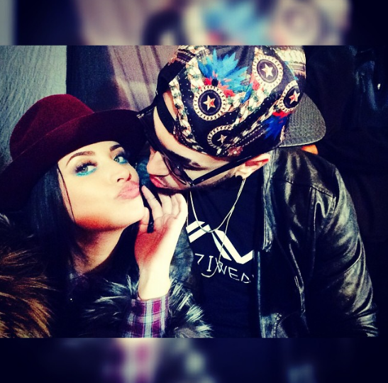 Antonia, cu abdomenul la vedere la o luna dupa ce a nascut. Detaliul care nu a trecut neobservat de fanii artistei