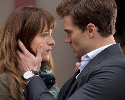Fifty Shades of Grey, "cel mai provocator film al deceniului, a doborat recordul la incasari, dar si la critici