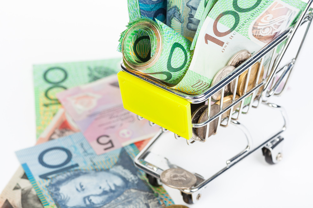 O femeie din Australia s-a imbogatit peste noapte, dupa ce banca i-a transferat din greseala 10 milioane de dolari in cont