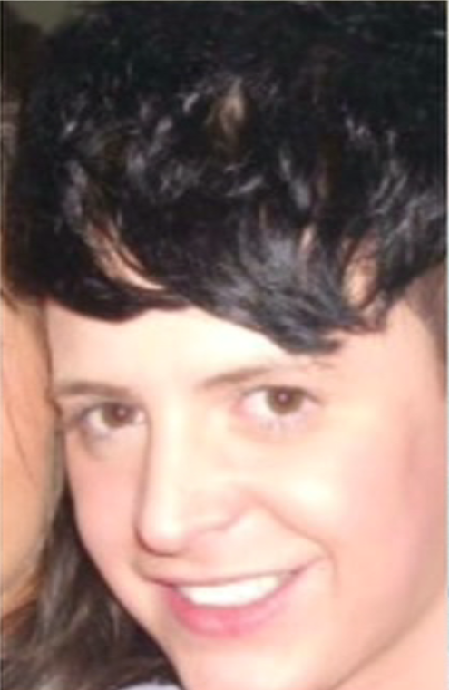 A cheltuit 25.000 de lire sterline pe injectii ilegale de bronzat si merge de 6 ori pe saptamana la solar. Cum arata barbatul