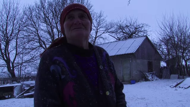 Batrana jefuita in propria casa. Hotii au pacalit-o ca ii cumpara cupoanele de calatorie, insa au lasat-o fara 4500 de lei