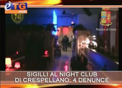 Mai multe romance, prinse in timp ce se prostituau intr-un club din Bologna. Cat primeau fetele pentru o noapte