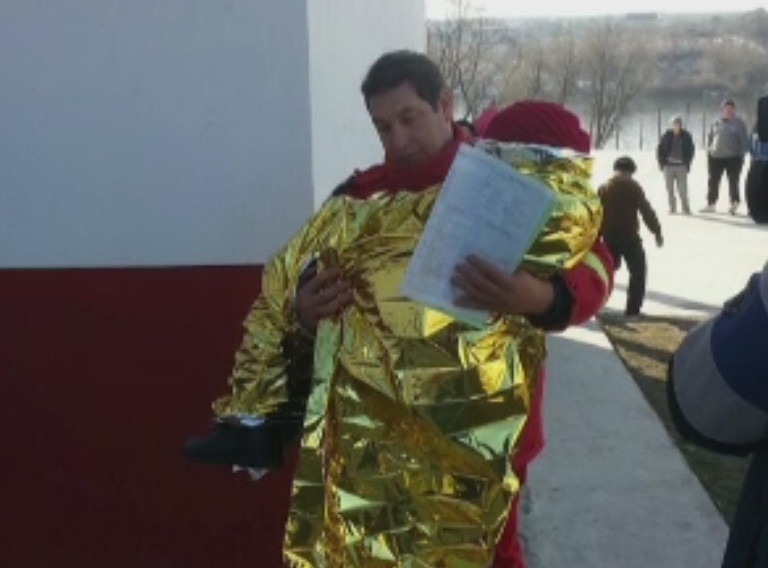 17 elevi de la scoala din Tancabesti, intoxicati cu monoxid de carbon. "Au inceput sa vomite, i-am scos in curte"