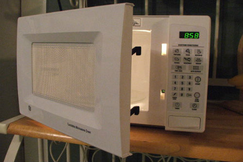 Mituri si adevaruri despre cuptorul cu microunde