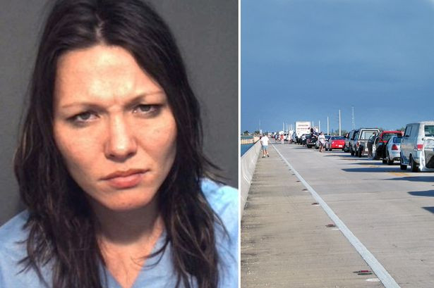 Moment bizar in SUA. Zeci de soferi au ramas blocati in trafic din cauza unei femei goale