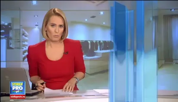 Nuntile au ajuns in era digitala. Cum arata rochia de mireasa creata cu ajutorul unui avatar si cununia filmata cu drona