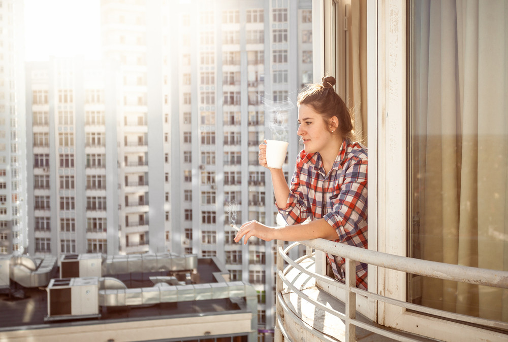 Atentie la excesul de cafea, mai ales daca sunteti fumatori. Riscurile la care va supuneti organismul