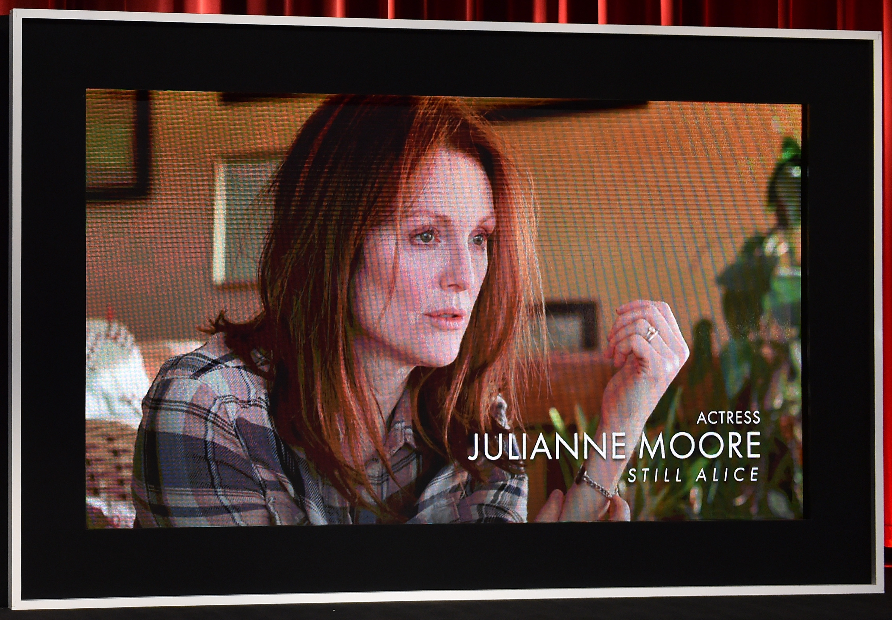 Oscar 2015. Birdman, cel mai bun film al anului, Eddie Redmayne si Julianne Moore, cei mai buni actori. Lista completa