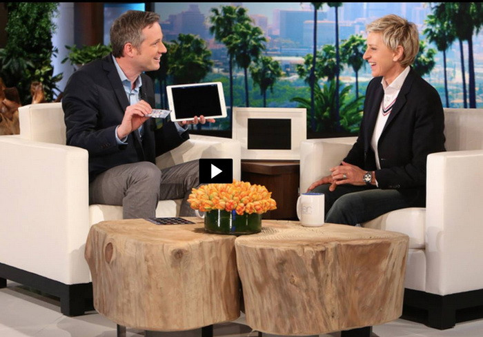 Primul magician de iPad din lume face trucuri ametitoare. Cum reuseste sa treaca obiecte solide prin ecranul gadgetului