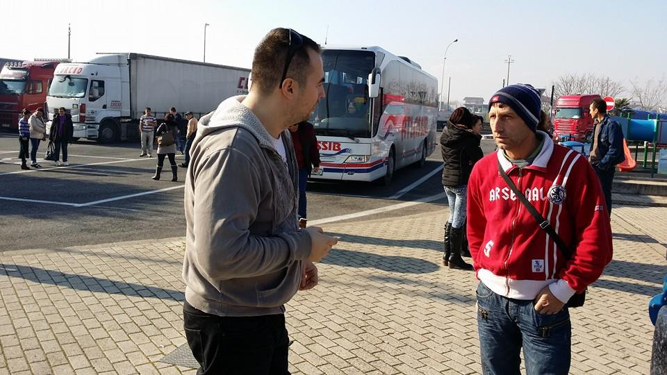 Ce gasesc romanii plecati la munca in Sicilia: asasinate si copii otraviti. "Romania, te iubesc", ACUM LIVE pe ProTV News