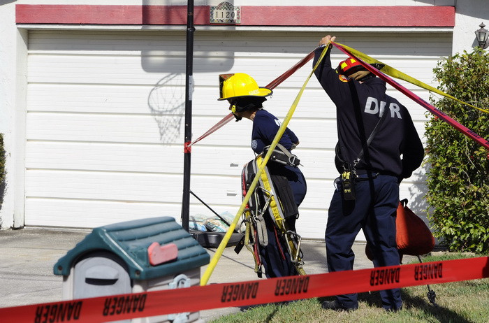 Sute de persoane au fost evacuate in Napoli, dupa ce o gaura uriasa a inghitit o strada. Care este explicatia autoritatilor