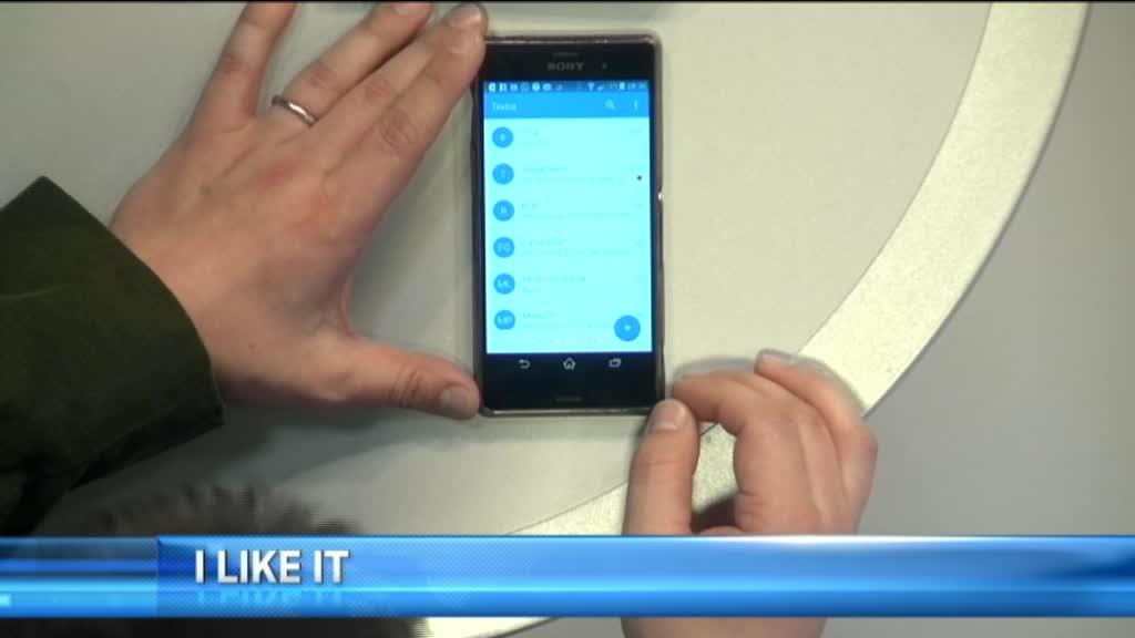 iLikeIT. Va enerveaza felul greoi in care sunt trimise mesajele pe WhatsApp sau FB messenger? Incercati aplicatiile de SMS