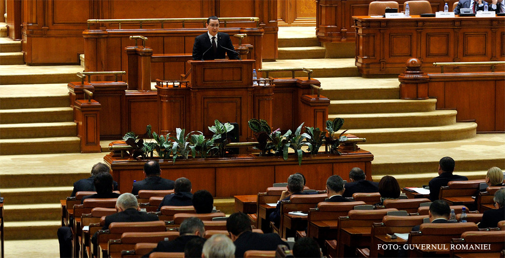 Ponta, intrebat daca renunta la doctorat, dupa votul privind modificarile la Legea Educatiei: Daca nu imi mai da voie legea?