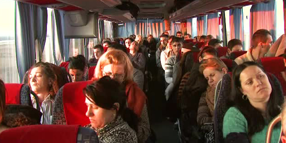 Romanii care fac 3 zile si 3 nopti de acasa pana la locul de munca. Calatoria spre Italia care uneste olteni si moldoveni
