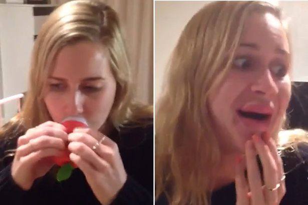 A folosit un aparat de marire a buzelor. Socul pe care l-a avut tanara cand l-a dat jos: cum a ajuns sa arate. VIDEO