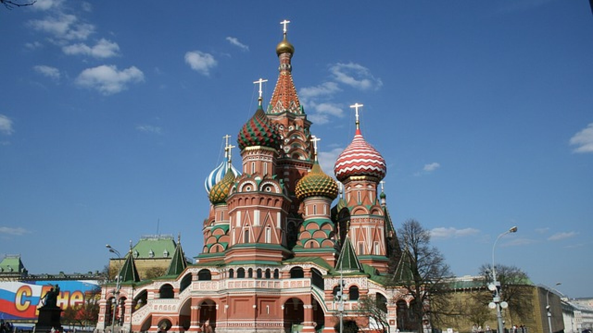 New York Times: Misiunea Rusiei la sediul NATO va fi redusa. In delegatie s-ar afla spioni rusi