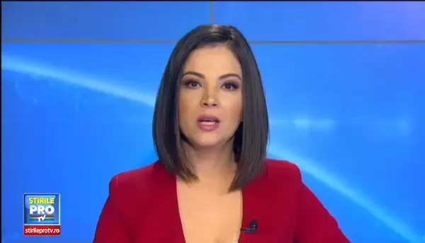 Klaus Iohannis i-a oferit sotiei un buchet de ghiocei. Mesajele de Martisor ale lui Victor Ponta si Traian Basescu