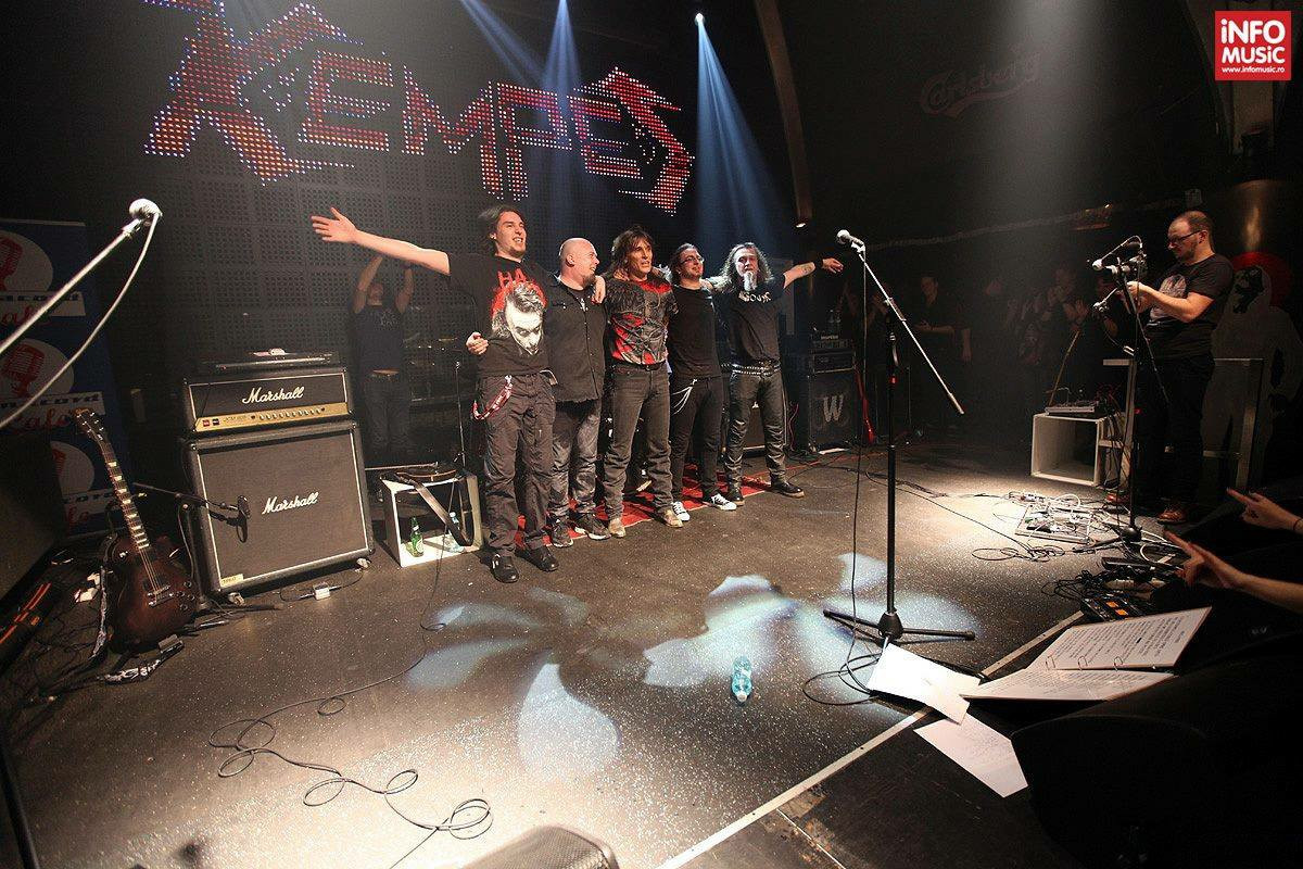 Concert Kempes. Fostul solist vocal de la Cargo isi lanseaza primul sau album solo, "Regasire", pe 28 martie