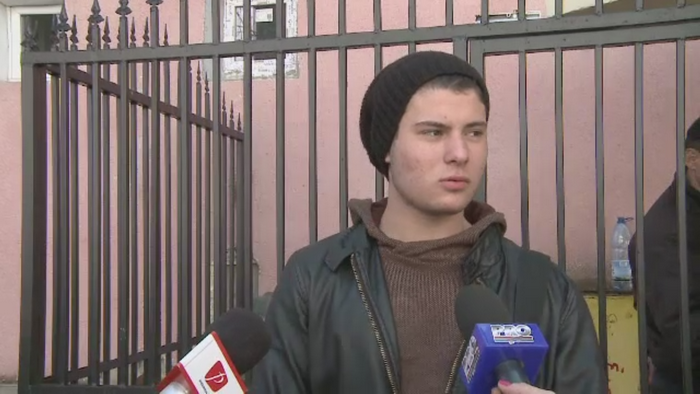 Elevii care n-au reusit nici sa simuleze ca ar fi invatat ceva. Mai sunt si tineri pregatiti in tara lui "n-am scris nimic"?