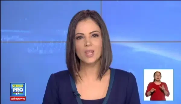 Mi-a inghetat peruca. Incidentul jenant patit de Lady Gaga in timpul unui eveniment caritabil, in fata a mii de oameni