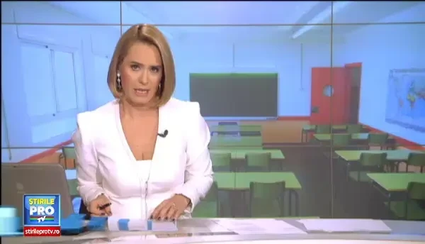 SIMULARE BACALAUREAT 2015. Reactia spontana a unui elev care tocmai iesise din sala de examen