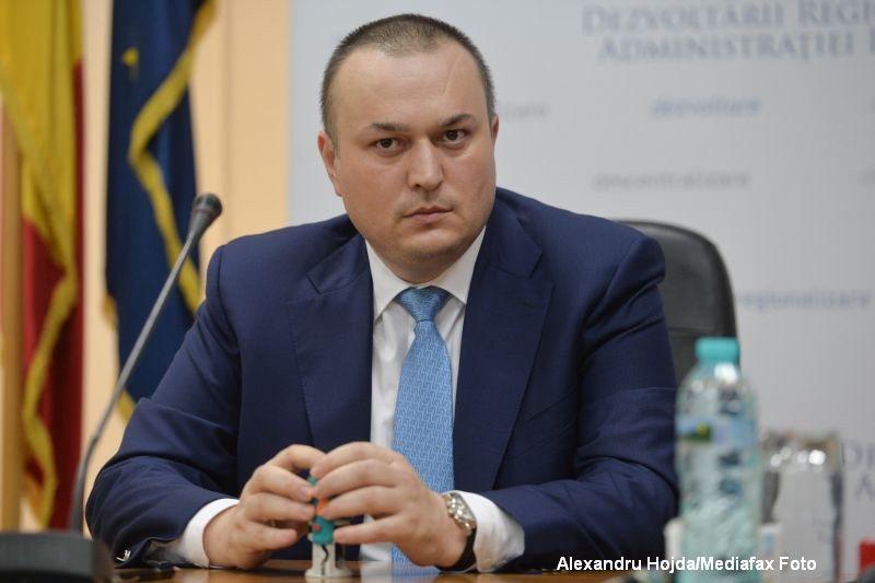Primarul din Ploiesti, internat sub paza la spital. Iulian Badescu fusese retinut de DNA pentru luare de mita