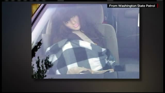 Motivul pentru care toti mai multi americani circula cu o papusa gonflabila pe scaunul din dreapta al masinii