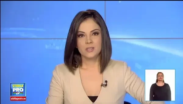 Motivul pentru care toti mai multi americani circula cu o papusa gonflabila pe scaunul din dreapta al masinii