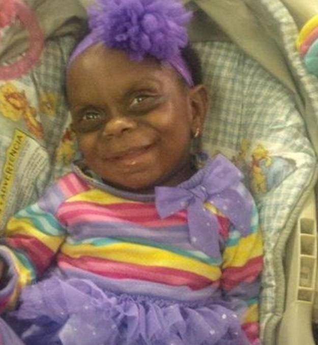 "Acel copil arata ca un spiridus". Drama din spatele fotografiei de care s-a ras pe Twitter. FOTO