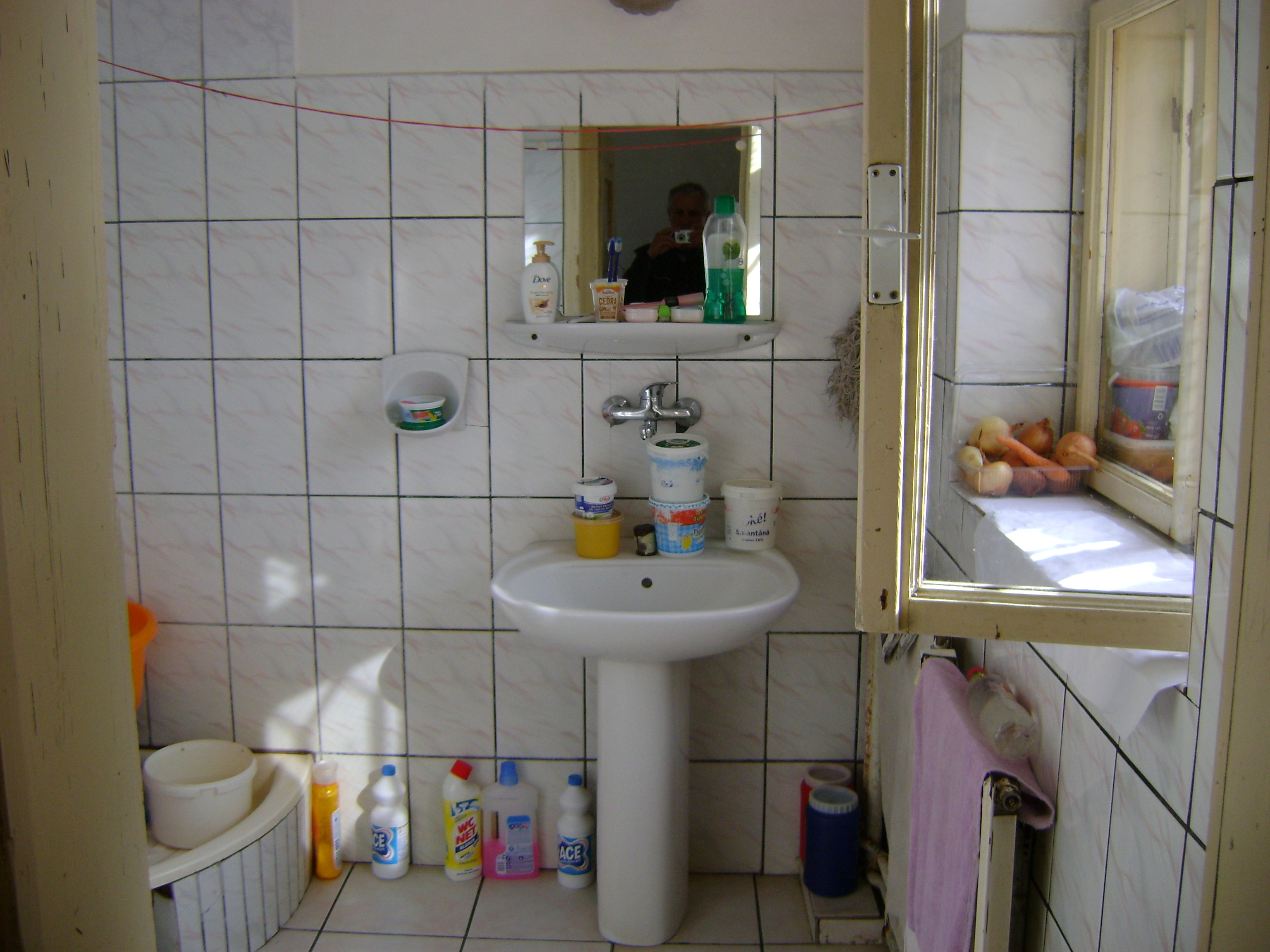 celula in care a stat inchisa Monica Iacob Ridzi