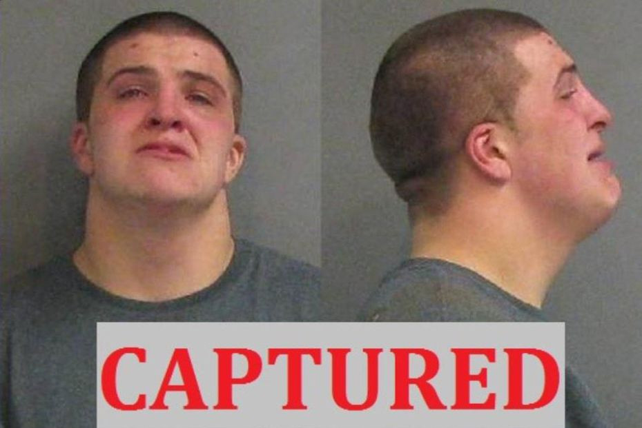 Politistii americani au determinat un infractor sa se predea dupa ce l-au tachinat pe Facebook. Ce mesaje au postat acestia