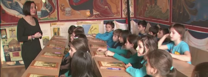 Aproape 90% dintre elevi raman cu ora de religie. Cifrele anuntate de ministrul Educatiei: cati parinti au semnat cererea