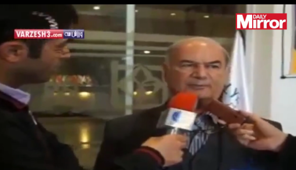 S-a intamplat in direct. Gestul revoltator facut de presedintele unei echipe de fotbal la adresa unui reporter