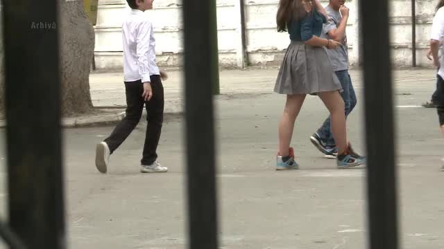 Elev de 12 ani omorat in bataie de profesoara pentru ca nu si-a scris tema pentru acasa. "Pedeapsa" primita de agresoare
