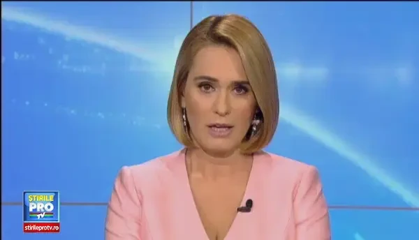 Aventura fara precedent. Un avion alimentat exclusiv cu energie solara a pornit intr-o calatorie in jurul lumii