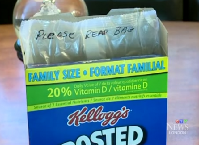 Surpriza uriasa traita de un profesor din Canada. Ce a gasit intr-o cutie de cereale: "Este o trista amintire". FOTO