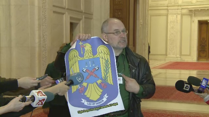 Sedinta cu scantei in Camera Deputatilor. Liderul unei miscari legionare a contestat interzicerea acestor organizatii