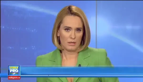 Cine raspunde pentru moartea bunicii, lasata in strada in pijama si papuci. Un nou episod scandalos in fata spitalului