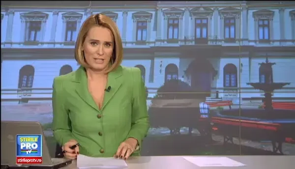 Legea care ar putea interzice fumatul in curtea institutiilor publice. De ce spun senatorii ca fumatorii ar fi discriminati