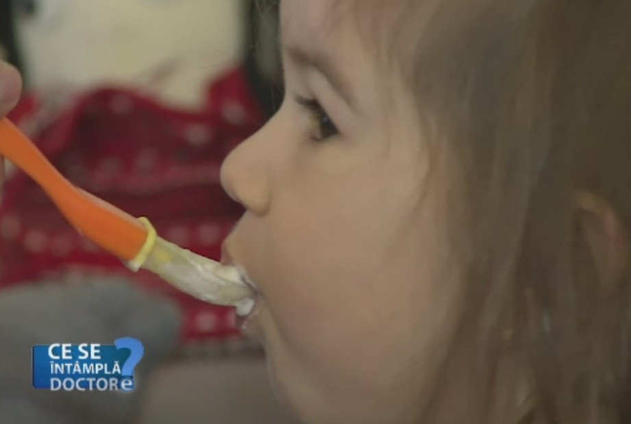 Pericolul refluxului gastroesofagian la copii. Cum se trateaza si cand este recomandata interventia chirurgicala