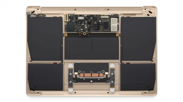 Ce contine de fapt in interior noul Macbook de 1,599 de dolari de la Apple