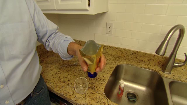 Alcoolul sub forma de pudra se va pune in vanzare in SUA. Cum se poate obtine romul sau votca din pulbere