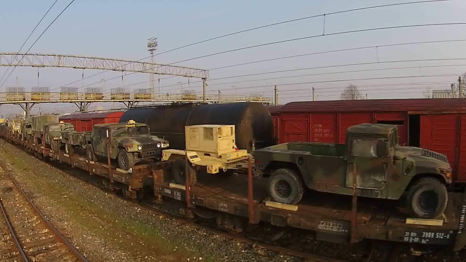 Imagini filmate cu drona: convoiul militar american a ajuns la Constanta. Ce spune MApN despre exercitiul comun