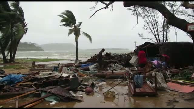 Arhipelagul Vanuatu, devastat de ciclonul Pam. Un bilant neoficial indica peste 40 de morti
