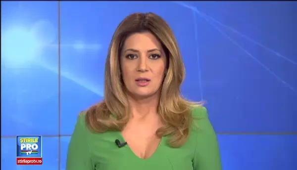 Pericol de explozie pe autostrada Bucuresti-Pitesti. Un camion cu macara a agatat o teava de gaze suspendata