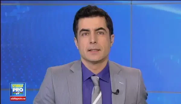 Nemtoaica de 46 de ani care s-a indragostit de tara noastra. Antje ii invata pe copiii din Maramures sa cante la flaut