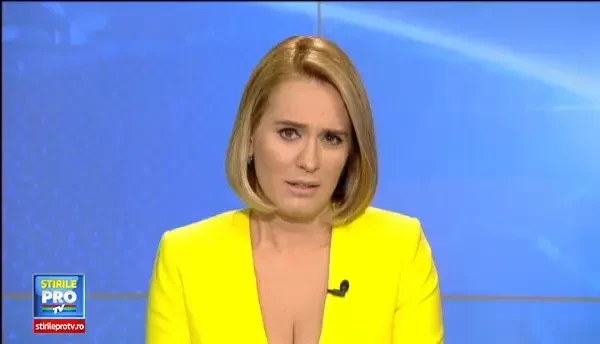 Elton John, furios pe designerii Dolce&Gabbana: Cum indraznesti sa-i numesti sintetici pe copiii mei?